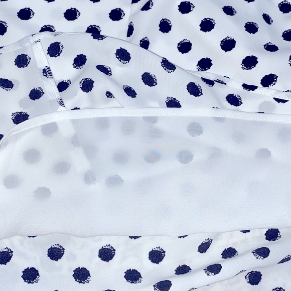 41 Hawthorn by stitchfix white & black polka dot top - Picture 5 of 5